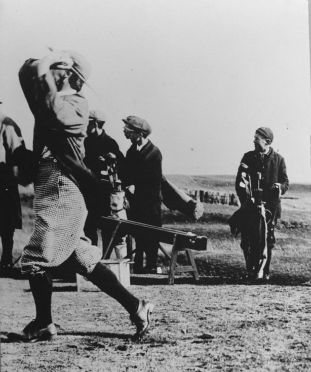 Photograph of Ernest Holderness, golfer, early 20th Century