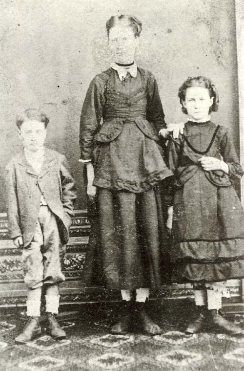 Gunn family, Fourpenny, Dornoch