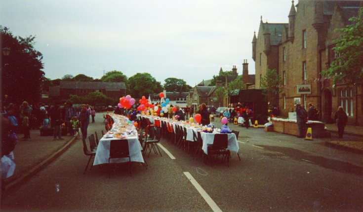 Queen's 50th Jubilee party Dornoch Square
