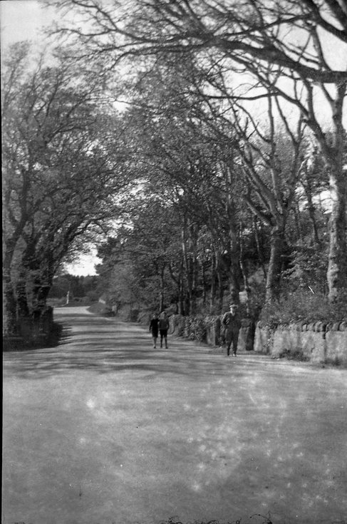 Walking to Dornoch from Castle Street