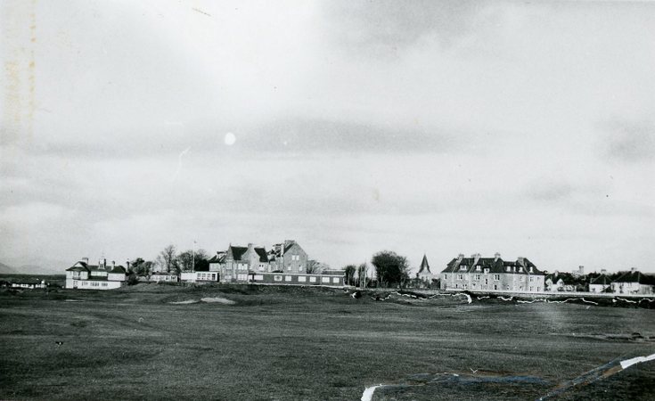 Royal Dornoch Golf Club surrounding properties
