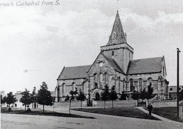 Southern face of Dornoch Cathedral