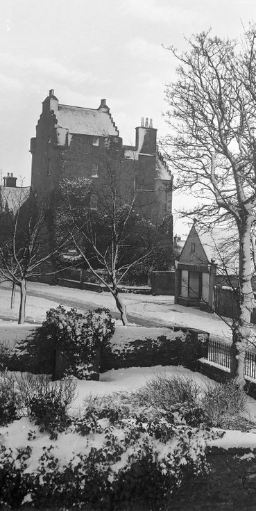 A winter view of Dornoch Castle