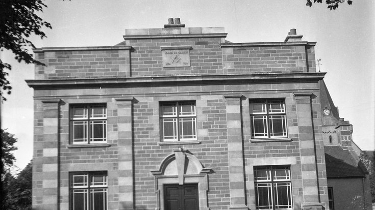 Close up view Masonic Building