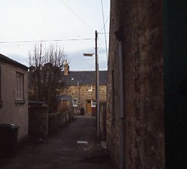 Passageway to rear of Gilchrist Sq properties