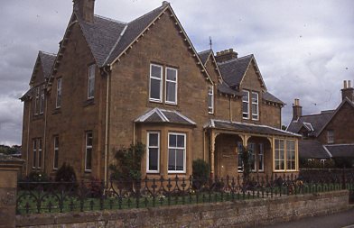 Large sandstone residence in Grange Road