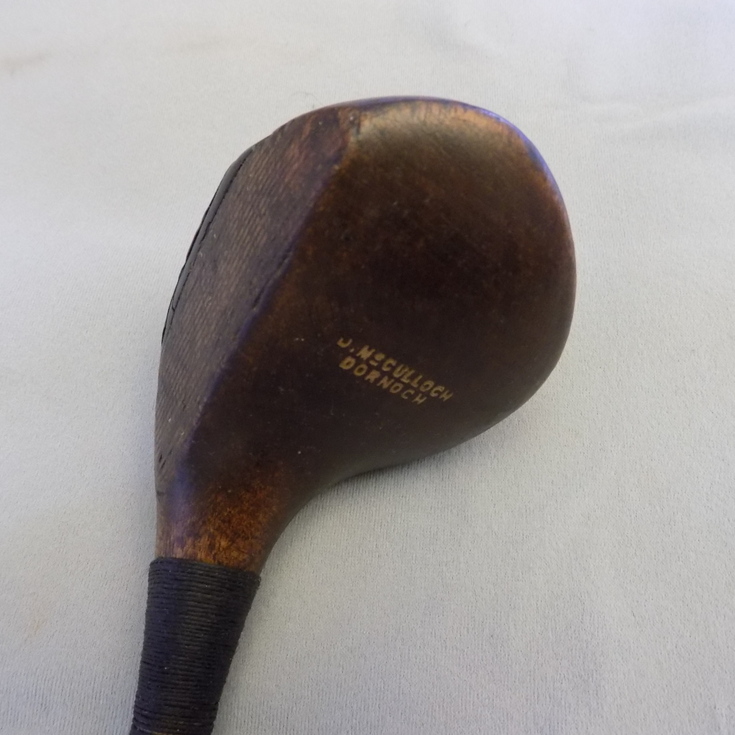 Wooden golf club