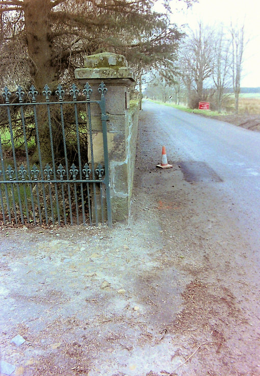 Record 9 prior to Sutherland Road improvement
