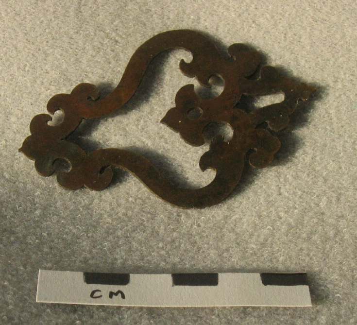 Incomplete luckenbooth brooch