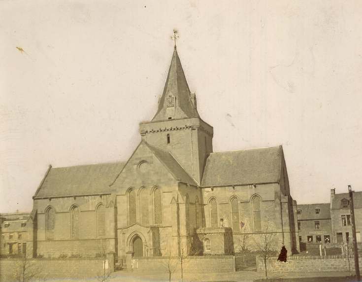 Dornoch Cathedral unadorned