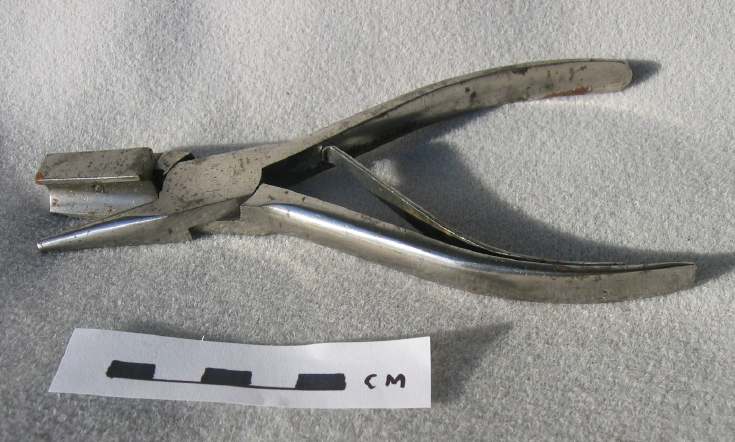 Watchmaker's shaping pliers