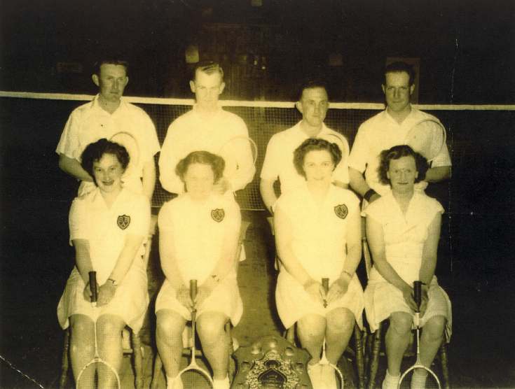 Badminton