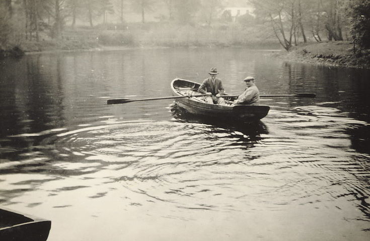 Thomas Hardie and an unidentified man in a boat.