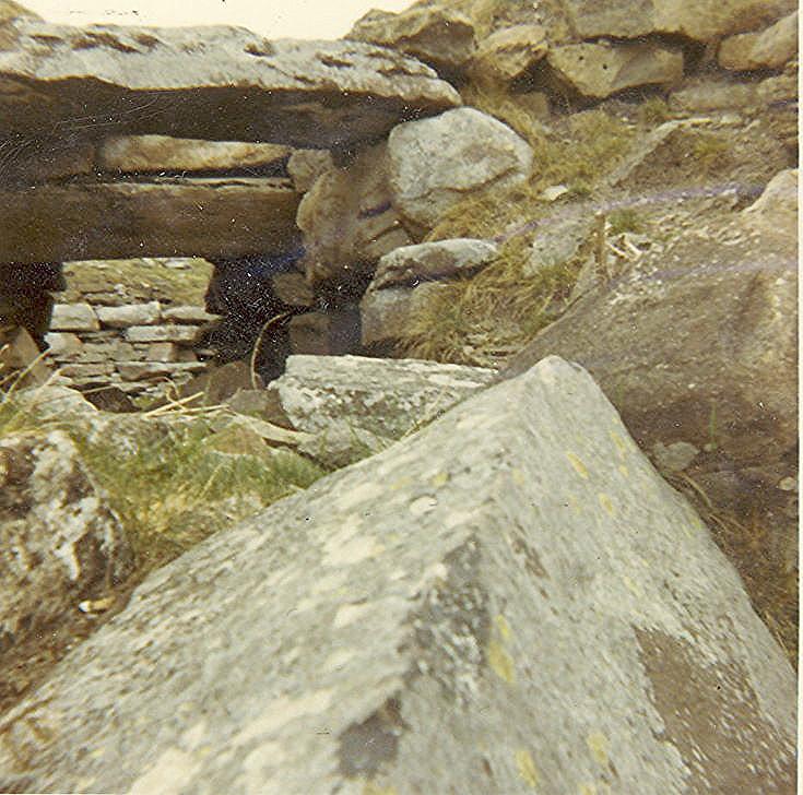 Entrance to broch at Kintradwell