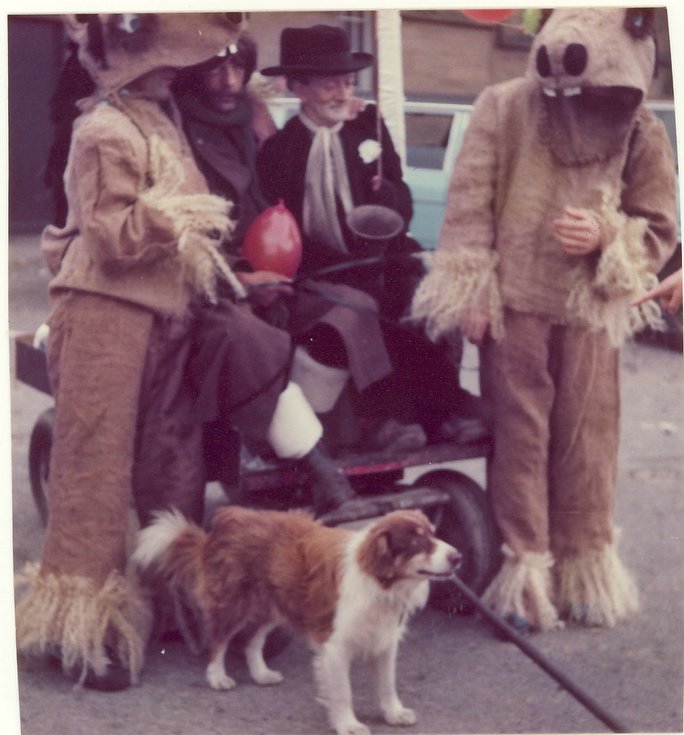 Participants plus dog pram race Dornoch Festival week