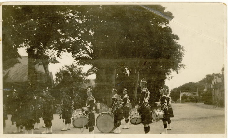 Dornoch Pipe Band ready to perform at the Pageant 1928