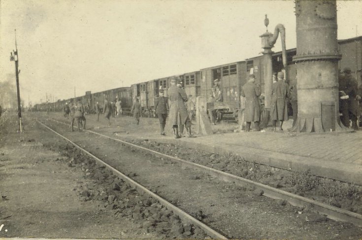 French train at Busigny Station